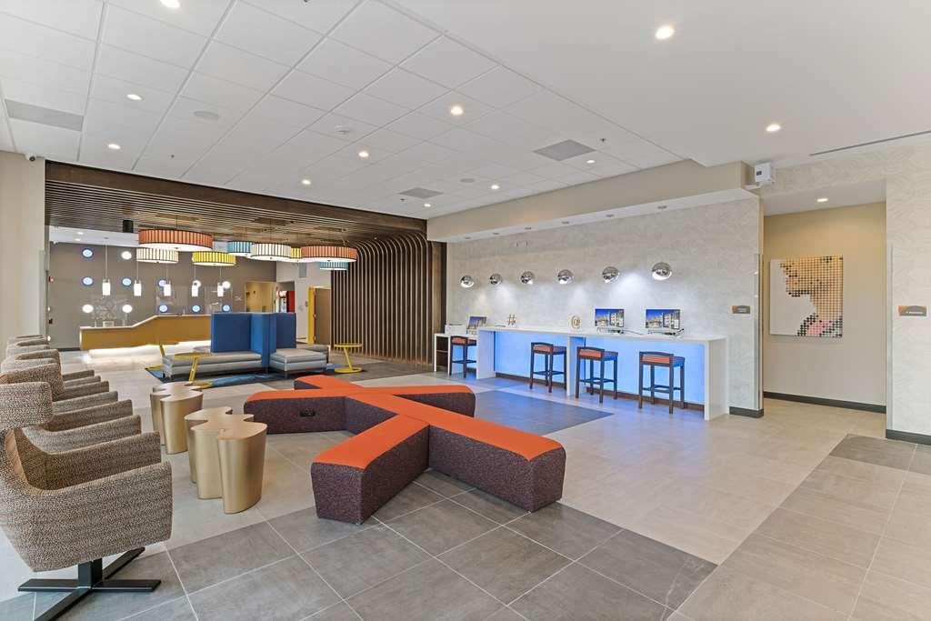 Glo Best Western Savannah-Gateway I-95 Hotel Interior photo