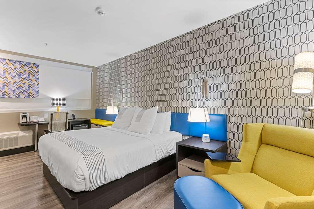 Glo Best Western Savannah-Gateway I-95 Room photo